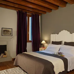 Avogari Bed & Breakfast